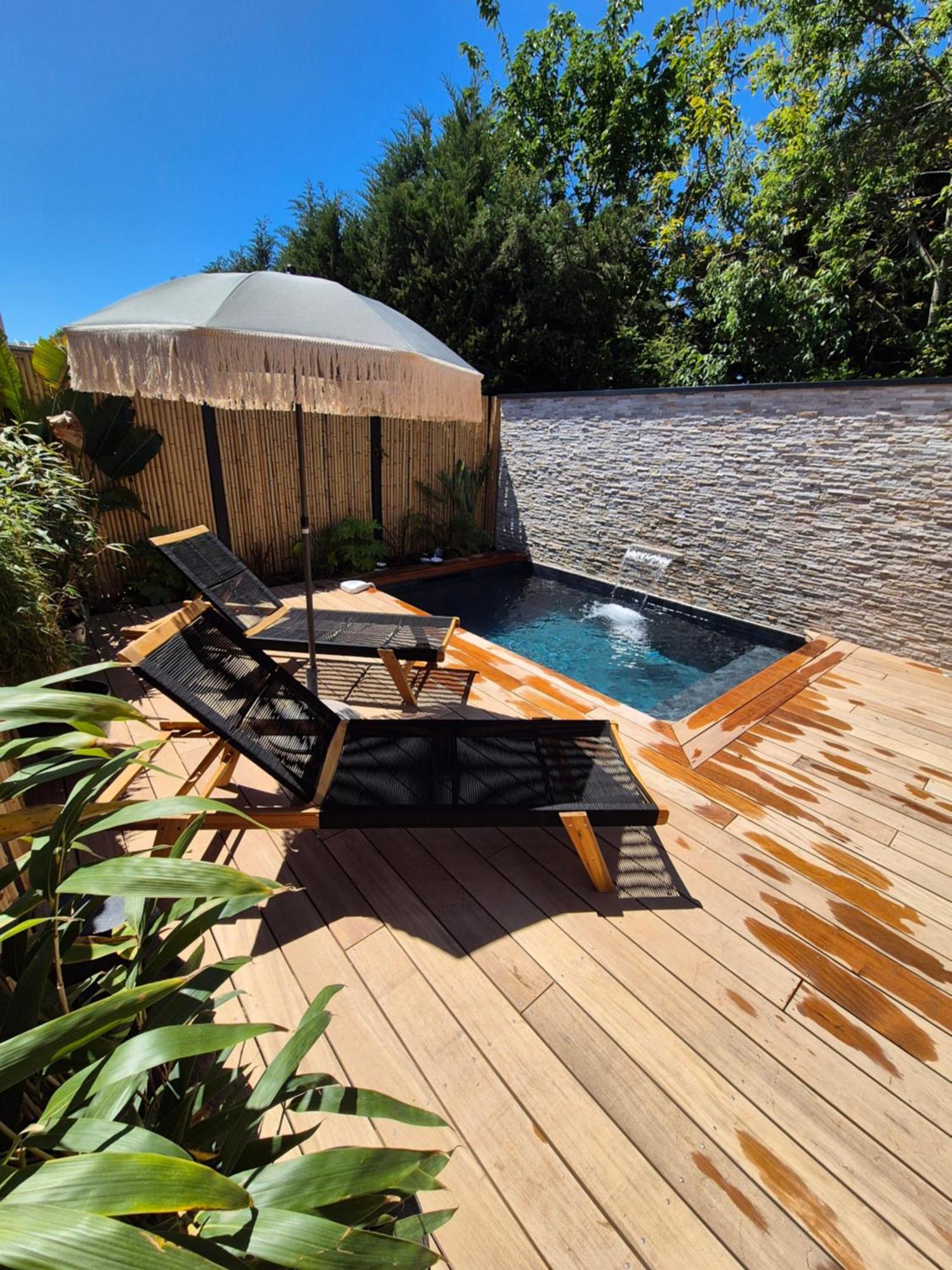Le Cocoon - Jacuzzi, Sauna Et Piscine Privee Carpentras Eksteriør bilde